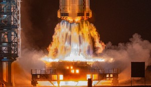 Kina poslala tri astronauta u svemir