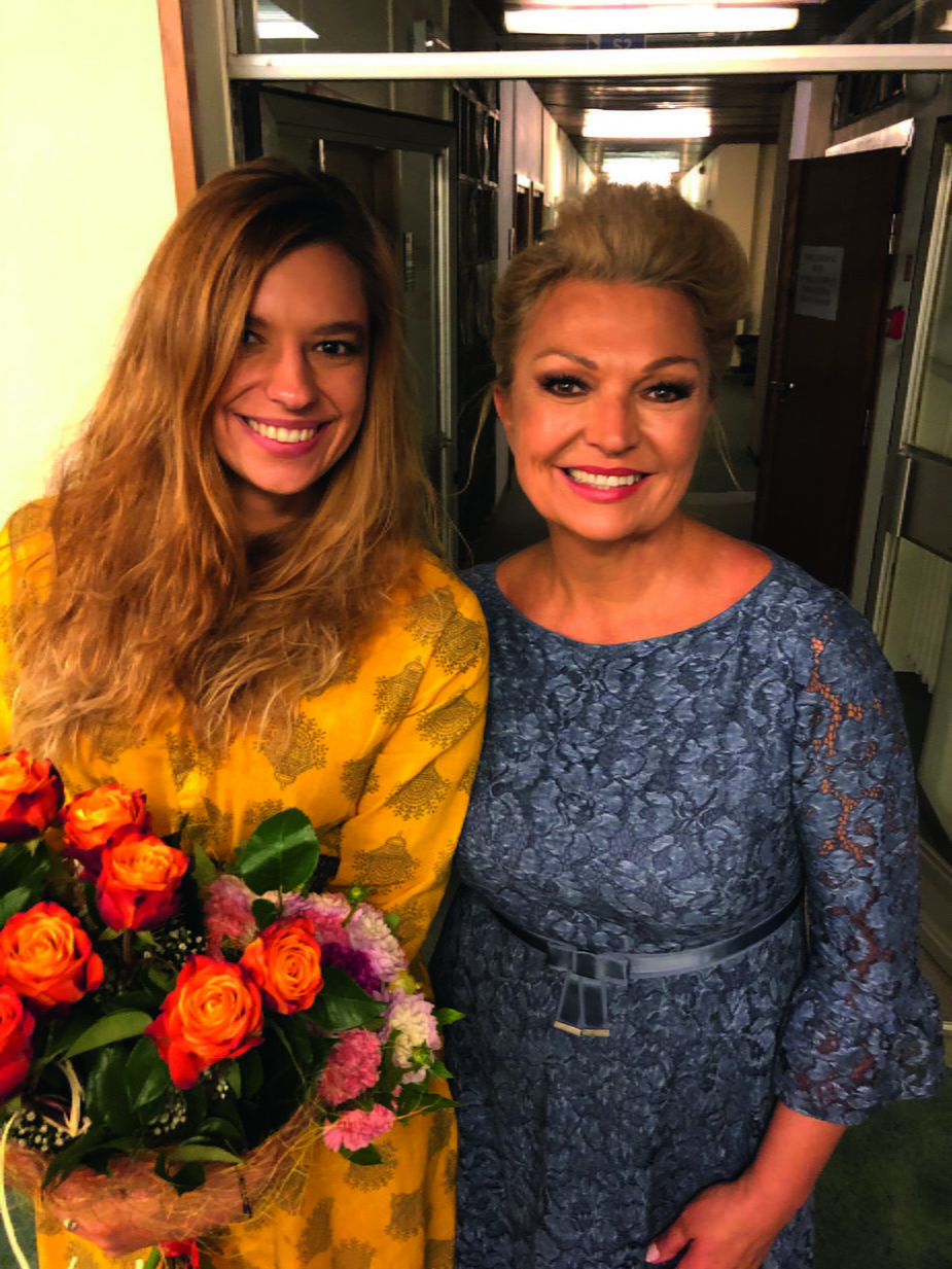 Z córką Alicją po koncertowym wykonaniu Strasznego Dworu w ramach festiwalu Chopin i jego Europa w Warszawie, 2019 r.