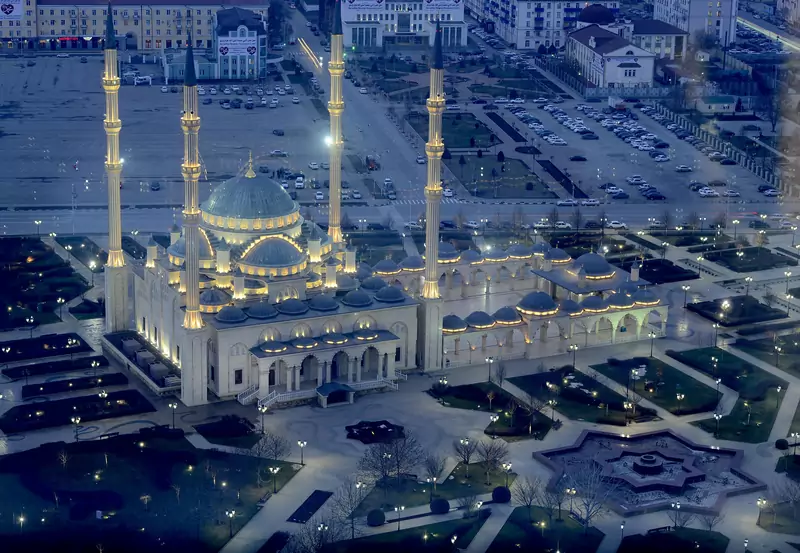 Meczet Achmada Kadyrowa w Groznym