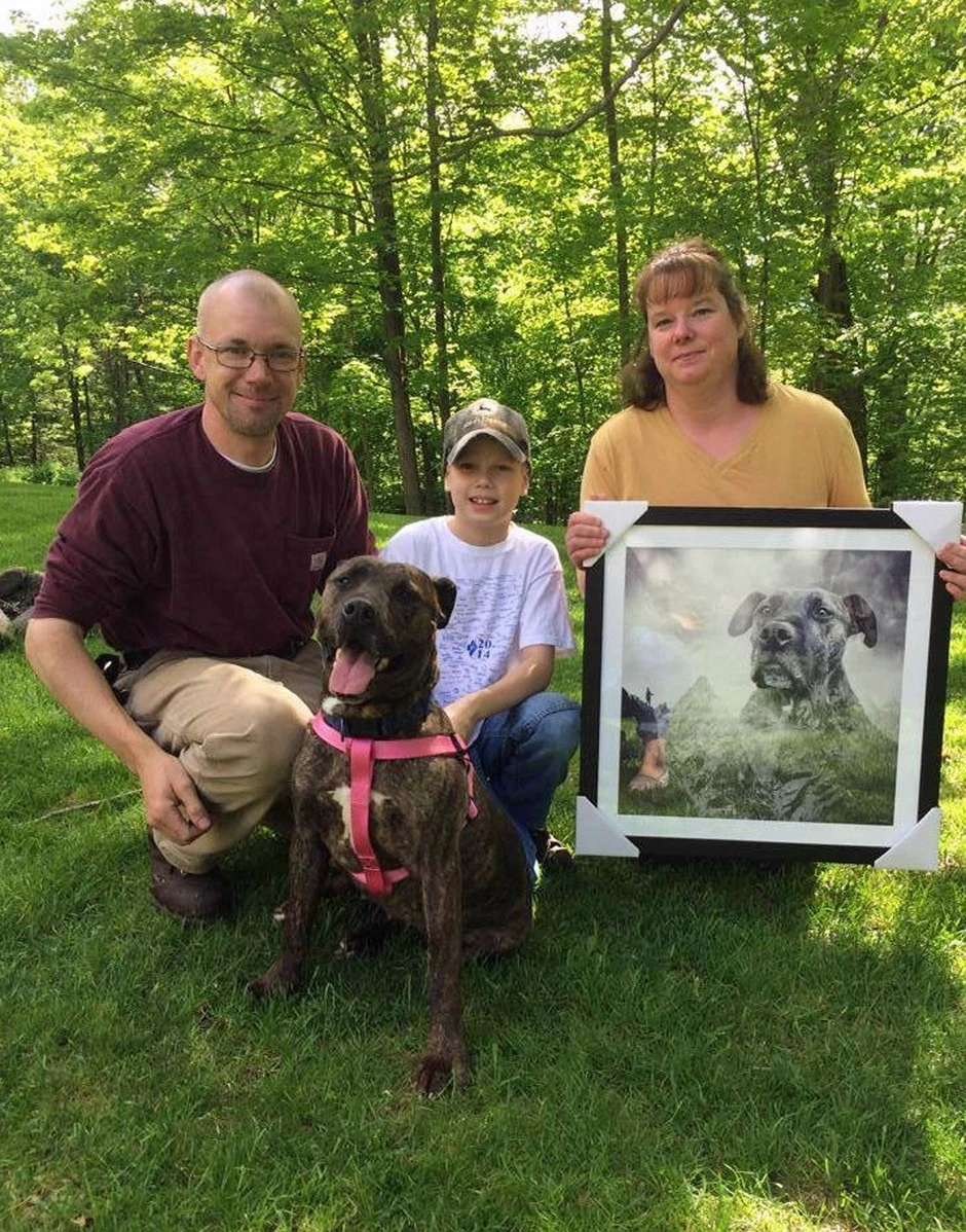 Oni su udomili jednog i kažu da im je u toj odluci pomogla Šarlotina fotomontaža