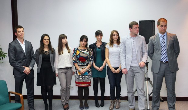 283036_advokati01rasfoto-masanori-josida