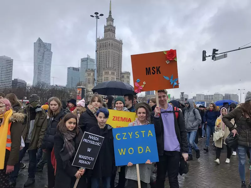 Młodzieżowy Strajk Klimatyczny odbył się kilkunastu krajach