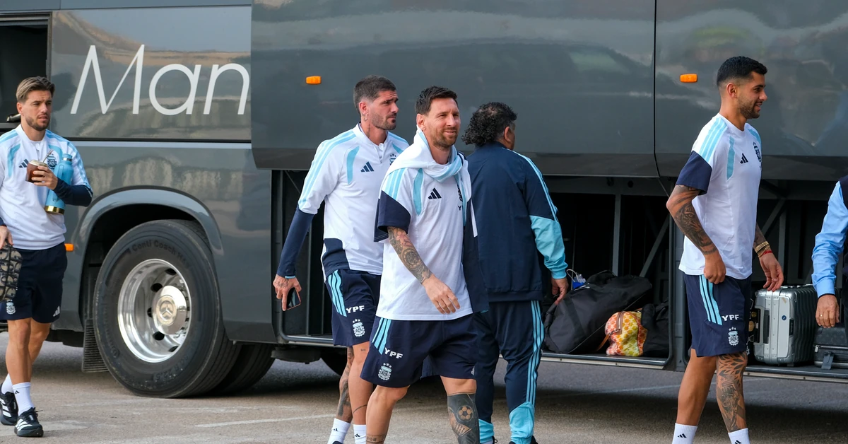 Lionel Messi będzie miał pomnik w Barcelonie. Stanie przed Camp Nou