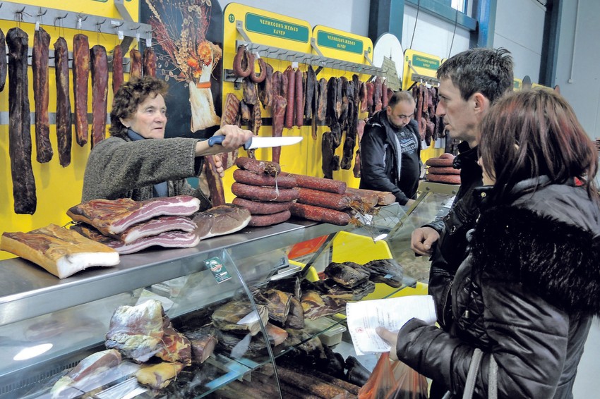 UPOLA manje pršute i kobasica za predjelo