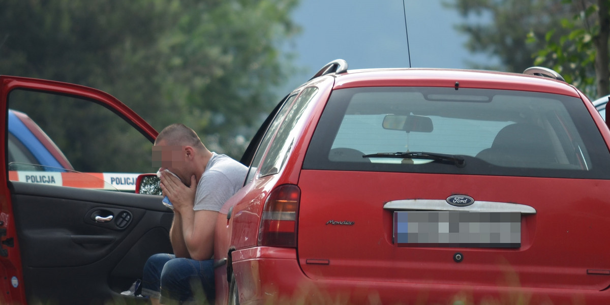 Ojciec zostawił 3-latkę w samochodzie. Dziewcyznka zmarła