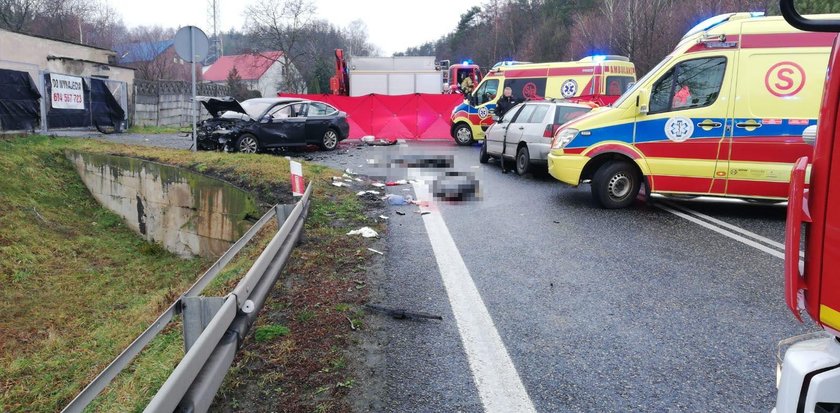 Tragedia na drodze. Nie żyją dwie osoby