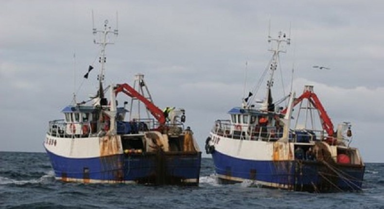 Pair trawlers