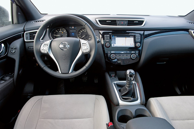Nissan Qashqai kontra Suzuki SCross który SUV będzie