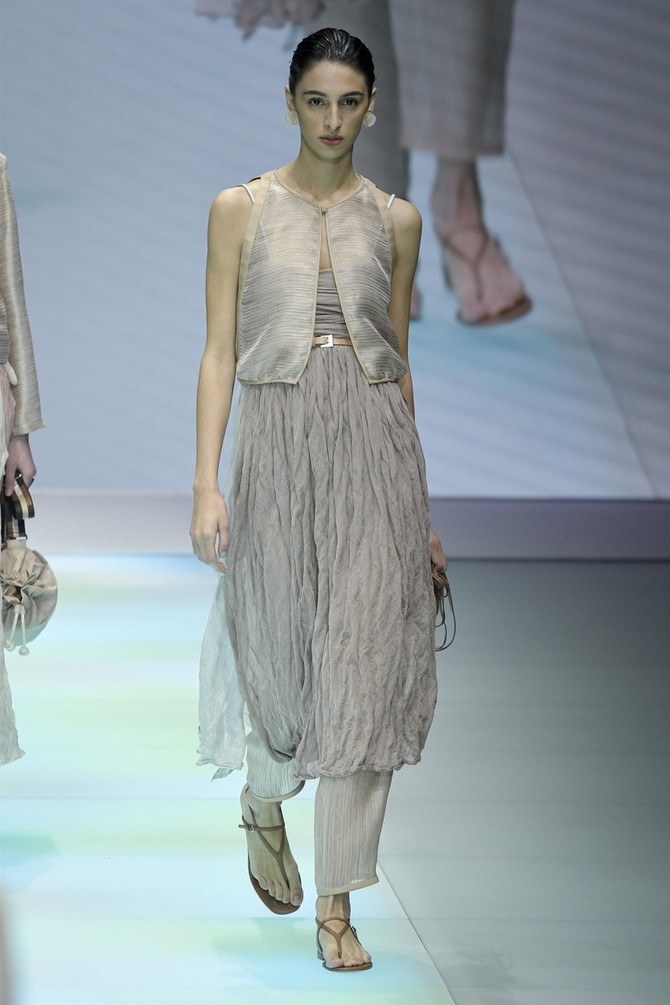 Emporio Armani proleće 2022.