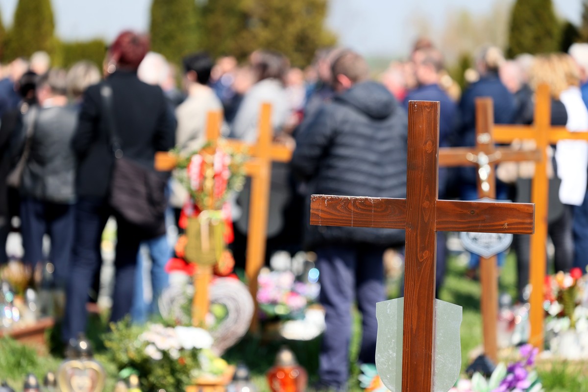 Senat zdecydował o zmianie zasiłku pogrzebowego. Oto co się zmieni