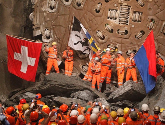 Teraz to Szwajcaria jest 'tunelowy' rekordzistą świata