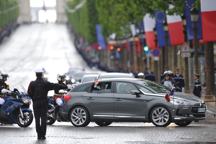 Rządowy citroen DS5 hybrid