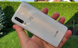 Motorola One Action, czyli smartfon jedyny w swoim rodzaju [TESTUJEMY]