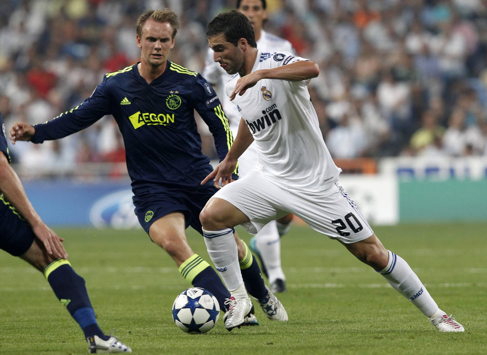 Gonzalo Higuain w meczu Real - Ajax