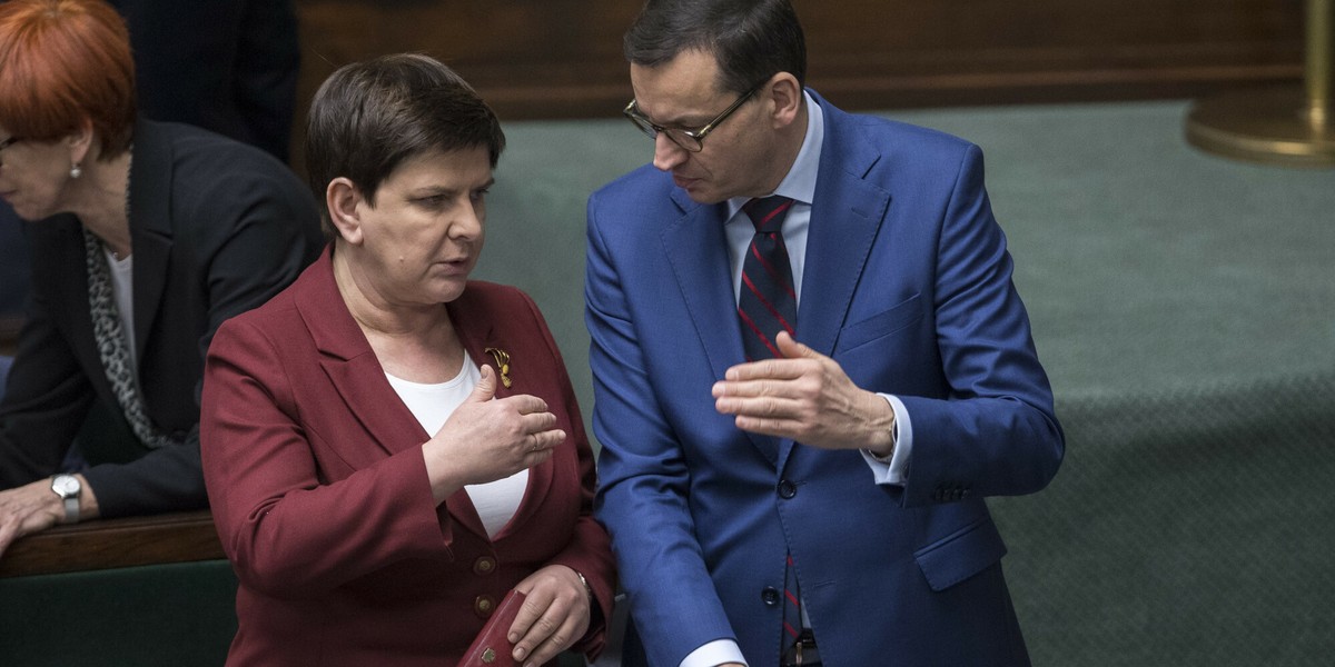 Była premier Beata Szydło i obecny szef rządu Mateusz Morawiecki.