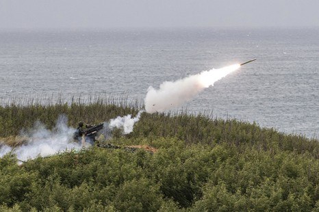 Chiny wchodzą do gry. Iran zyska potężną broń, USA ujawniają