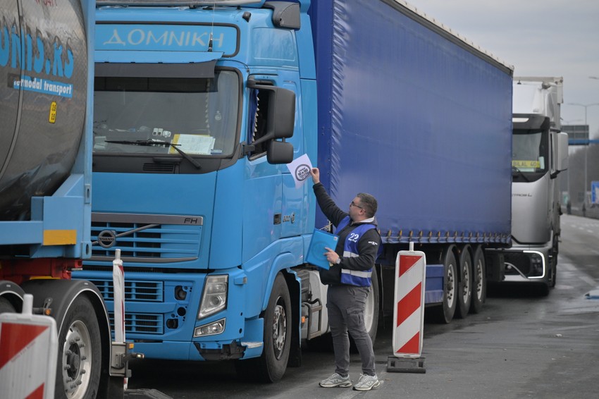 Protesti transportnih organizacija naglašeni su kao alarm za potrebnu akciju u vezi sa novim zahtevima EU prema vozačima