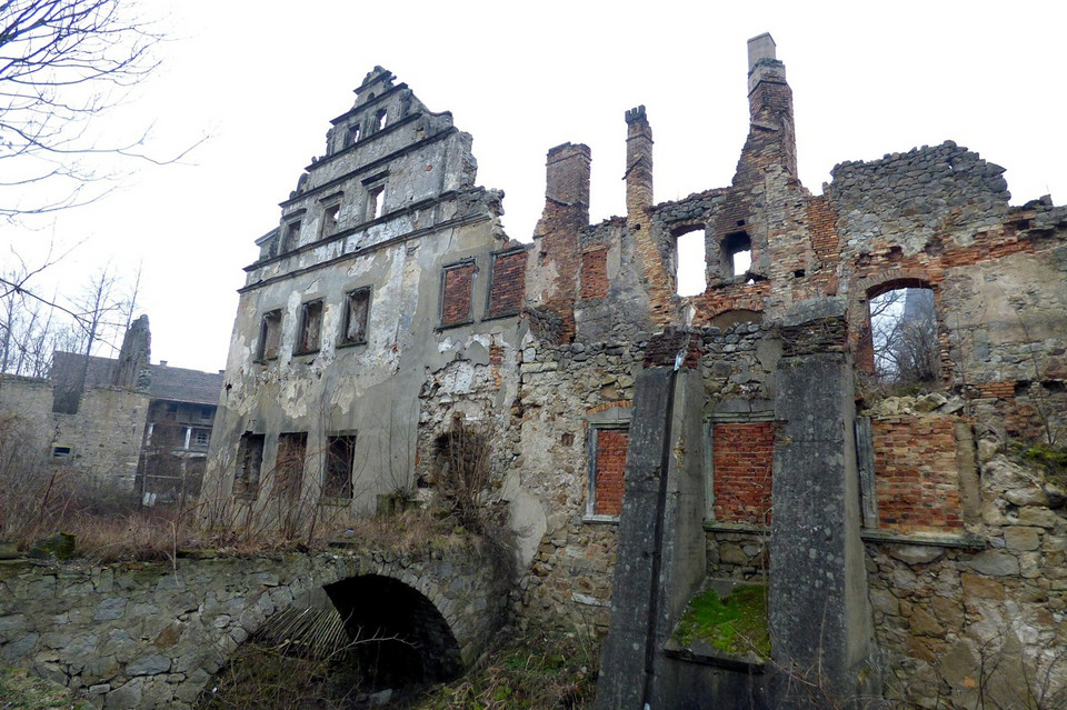 Zamek Warnsdorffów w Gościszowie (woj. dolnośląskie)