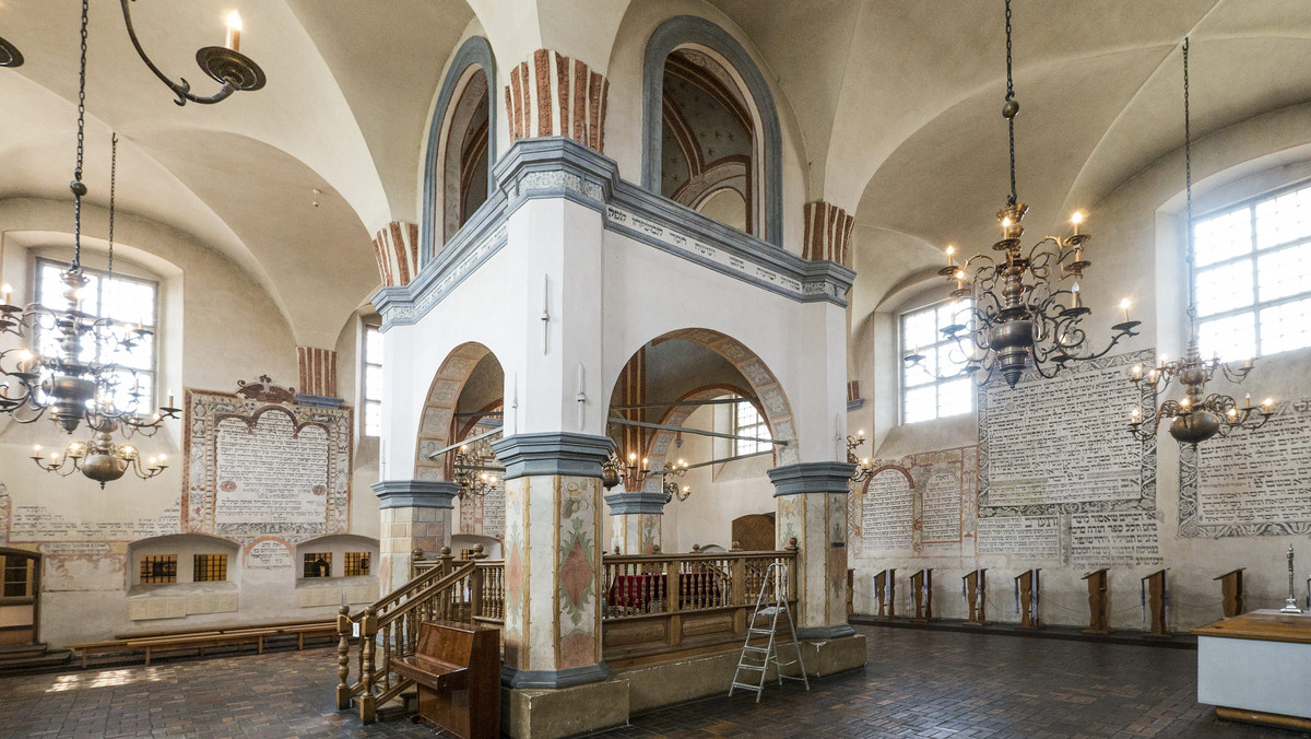 Muzeum w Tykocinie eksponuje przywrócone wyposażenie historyczne. Jest to wynik prac prowadzonych w ramach projektu zrealizowanego ze środków Ministerstwa Kultury i Dziedzictwa Narodowego. Wielka Synagoga w Tykocinie jest drugą co do wielkości i jedną z najstarszych synagog w Polsce.