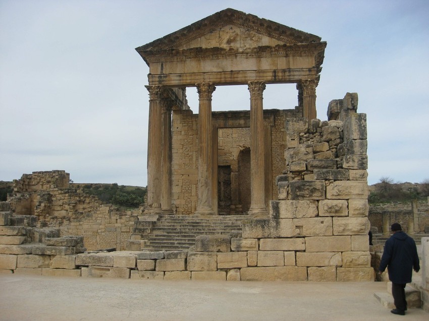 Grandiozni kapitol