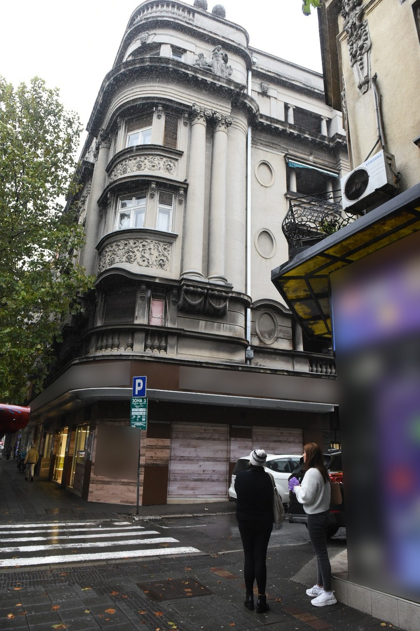 Ovo je zgrada u kojoj je muškarac napao sekirom policajce