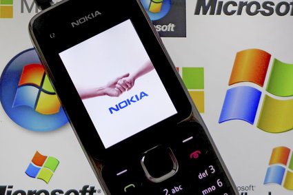 Microsoft zamyka dział telefonów w Finlandii. Ale Nokia znów "połączy ludzi"