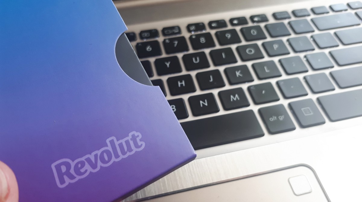 Rosnąca popularność płatności bezgotówkowych a sukces firmy Revolut