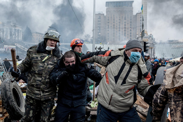 Wielu zabitych w Kijowie. Unia nakłada sankcje na Ukrainę. RELACJA W DZIENNIK.PL