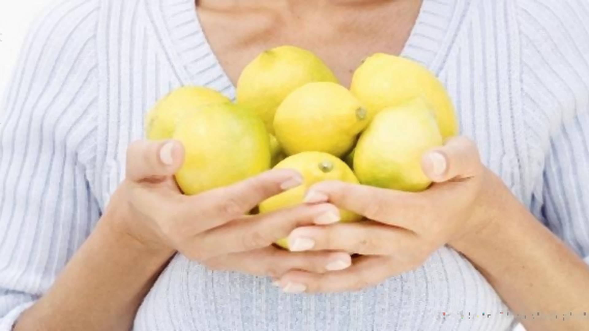Cytryna - domowy sposób na ujędrnienie biustu