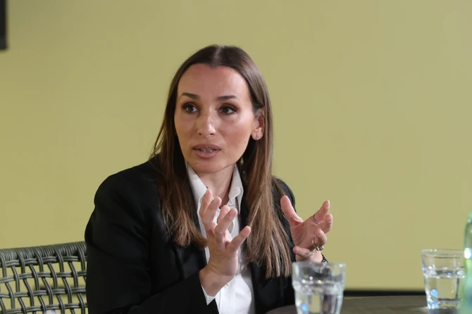dr Aleksandra Markoski Smiljković - osnivač estetske ordinacije Rejuva
