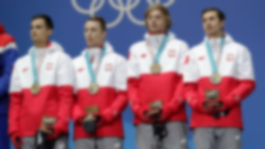 Polscy skoczkowie już z medalami. "Wchodząc na podium, czuliśmy wzruszenie"