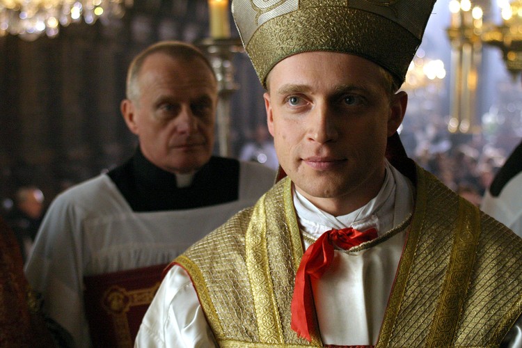 4. 'Karol – człowiek, który został papieżem' (2005), reż. Giacomo Battiato
