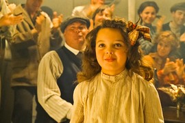 Sećate se PRESLATKE DEVOJČICE iz "Titanika"? Kora danas ima 36 godina i iznenadićete se KAKO IZGLEDA