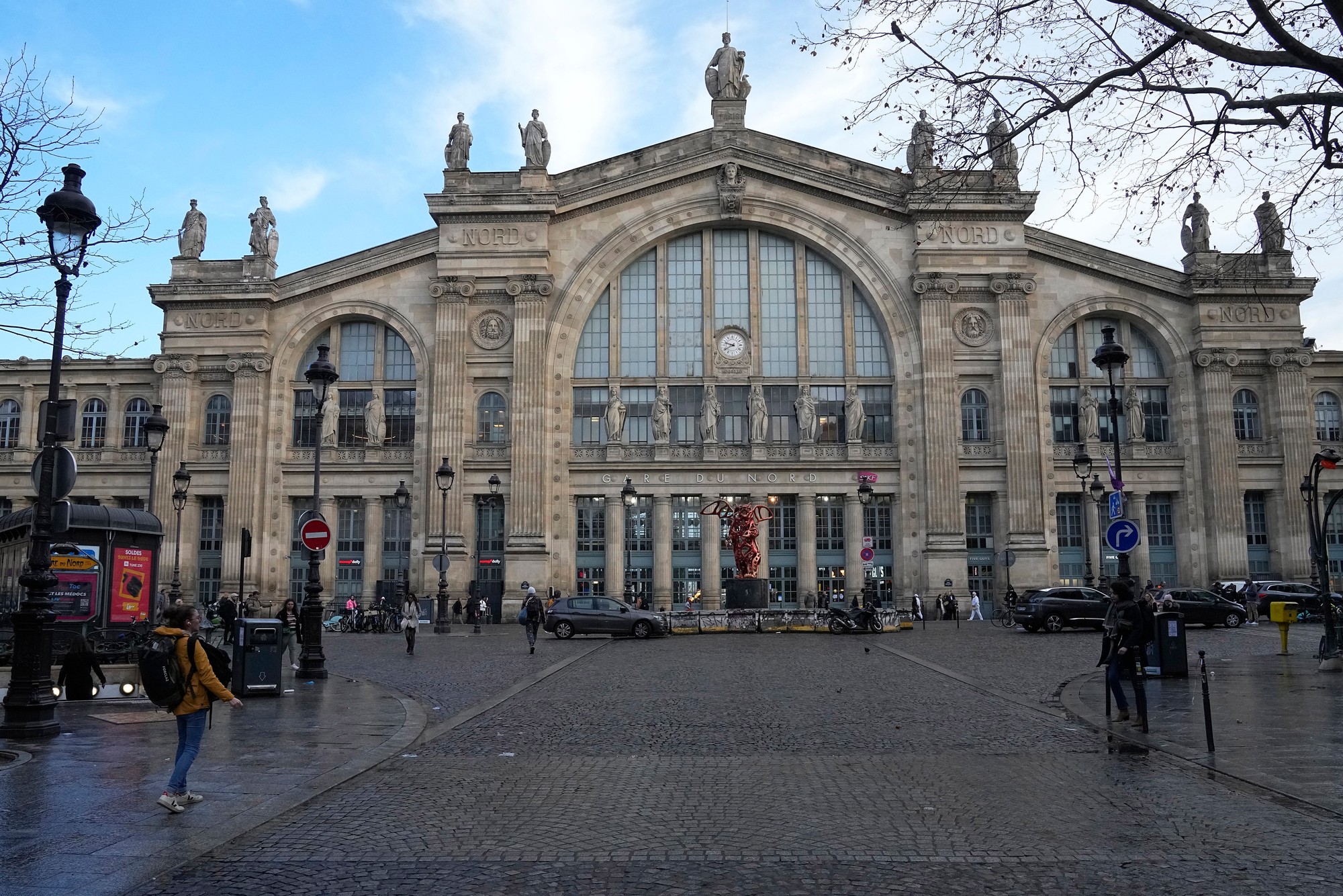 Železničná stanica Gare du Nord v Paríži. 