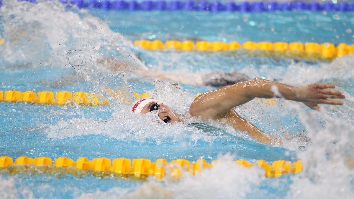W finale wyścigu na 200 metrów stylem dowolnym, podczas pływackich mistrzostw świata na krótkim basenie w Dubaju triumfował Amerykanin Ryan Lochte. Paweł Korzeniowski z czasem 1.42,73 zajął szóste miejsce.