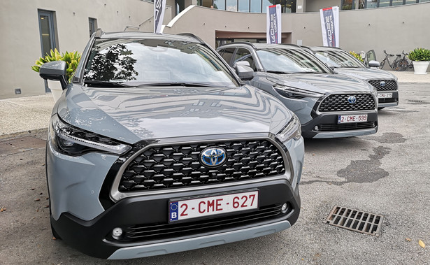 Toyota Corolla Cross 1.8 Hybrid już dostępna w Polsce