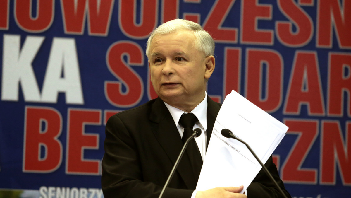 - W związku z Euro miał być skok cywilizacyjny. Na to liczyliśmy. Skończyło się kompletną klęską - powiedział na konferencji Jarosław Kaczyński, oceniając skalę zrealizowanych inwestycji drogowych.