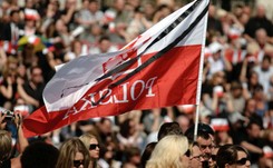 Polacy podzieleni w kwestii reprywatyzacji. SONDAŻ