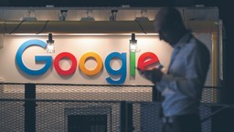 Polska blokuje podatek od gigantów jak Facebook czy Google. Stawką pieniądze z KPO?