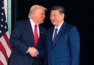 Donald Tramp i Si Đinping uoči samita u Busanu, Južna Koreja, 30. oktobra 2025.