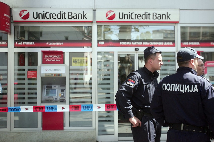 Pljačkaš je uspeo da pobegne pre dolaska policije