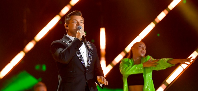 Zenek Martyniuk ma dostać 100 tys. zł. Ile za sylwestrową noc zgarnie Skolim i Kayah?