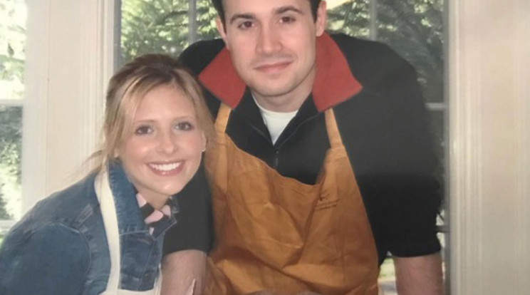 18 évvel ezelőtt házasodott össze Sarah Michelle Gellar és Freddie Prinze Jr./ Fotó: Northfoto