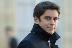 Francja ma nowego premiera. Emmanuel Macron wyznaczył Gabriela Attala