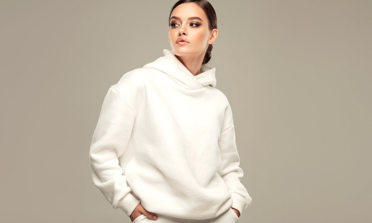 Dziewczyny kochają te dresy. Mają 10 kolorów, wydłużają nogi i są wygodne jak piżama