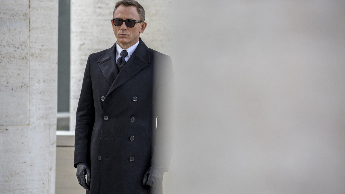 Dwudziesty czwarty film z bondowskiej serii – "Spectre", na ekrany kin w Polsce trafi 6 listopada. Światowa premiera filmu odbędzie się 26 października w Londynie. Pojawił się długo wyczekiwany pełny zwiastun filmu.