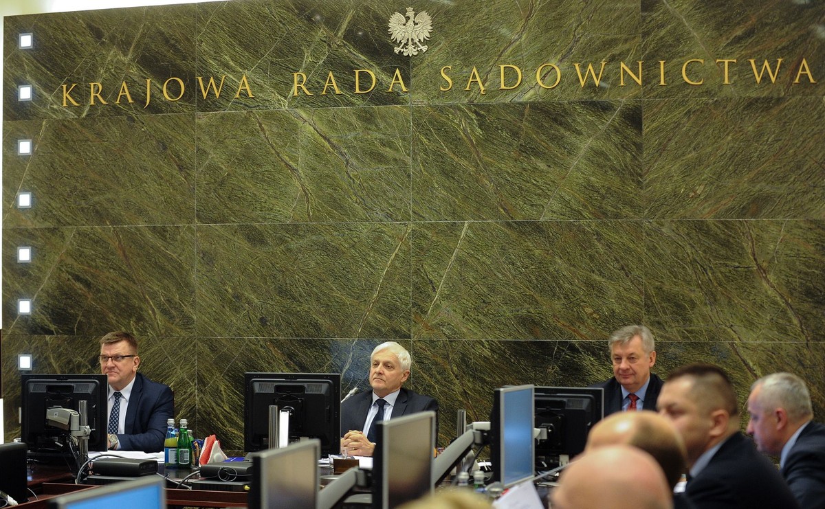 Nadzwyczajne posiedzenie KRS w Warszawie