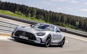 MERCEDES-BENZ AMG GT