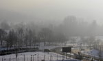 Smog nad Śląskiem. Koleje Śląskie wożą kierowców za darmo