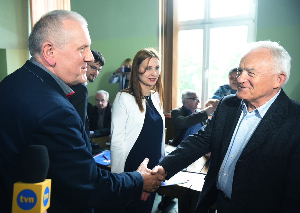 Przewodniczący OPZZ Jan Guz i szef SLD Leszek Miller